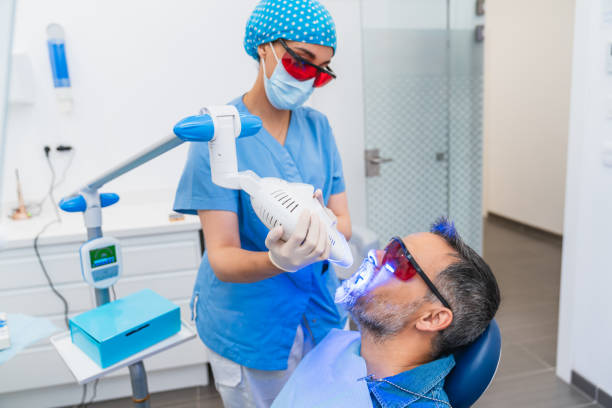 Best Emergency Tooth Extraction in Clinton, IL